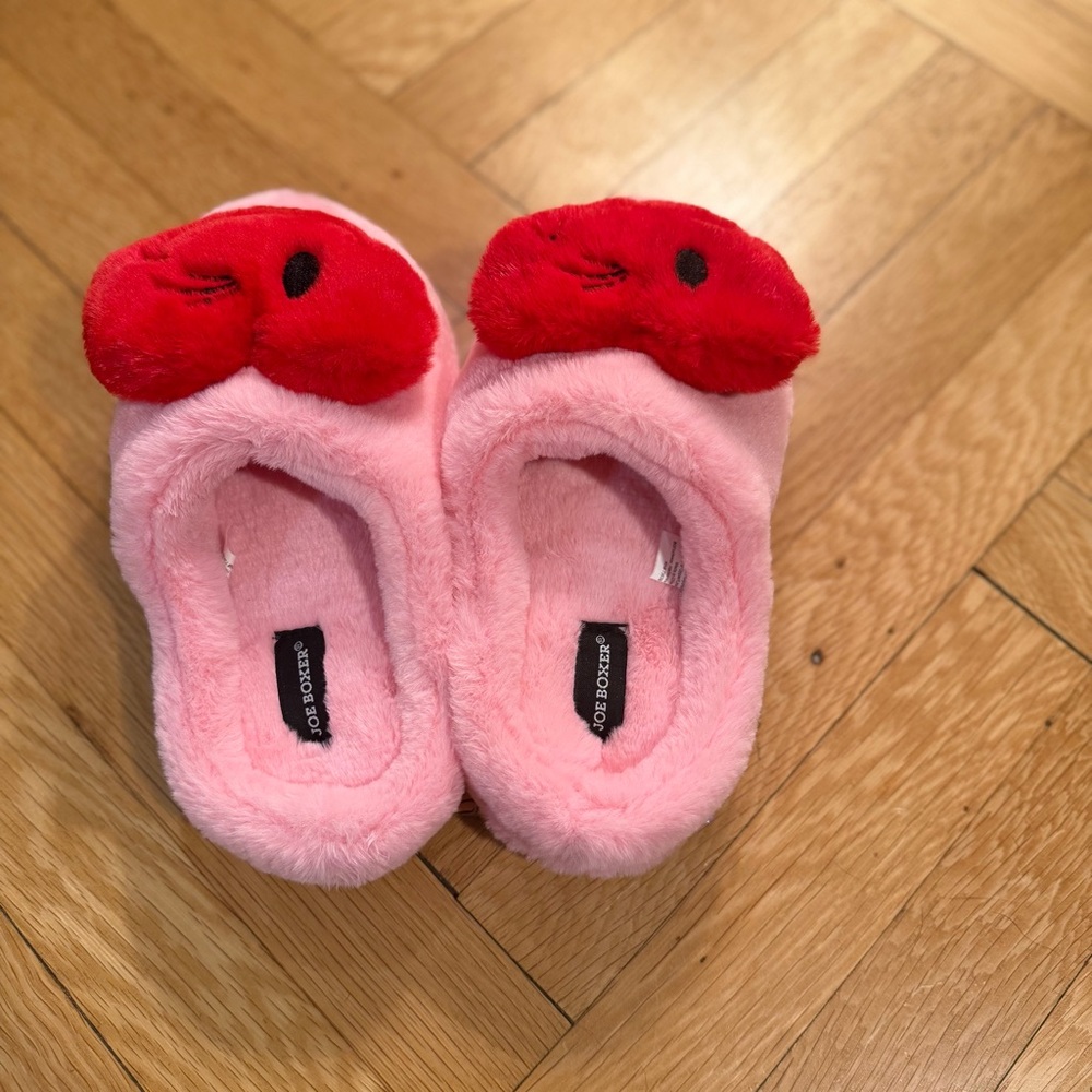 Joe Boxer Winking Heart Slippers! Winky Red Heart Design Size M 7/8 - Picture 7 of 10